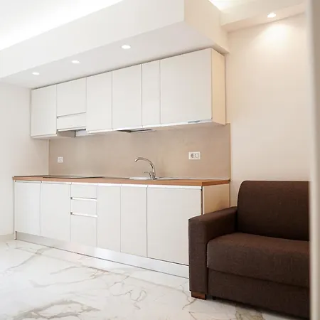 Apartment Kind House *